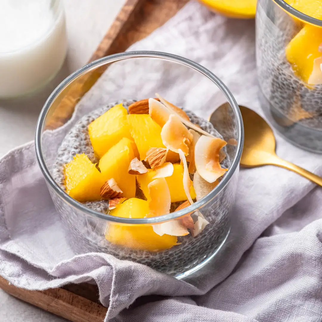 Elan - Wholesale Dried/Dehydrated Fruit - Elan Organic Dried Fruit Coconut Smiles, Snacks (4 oz)4