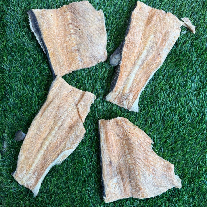 Golden Nibbles - Wholesale Pet Treats - Dog - Salmon Backs - Freeze-Dried For Dogs & Cats1