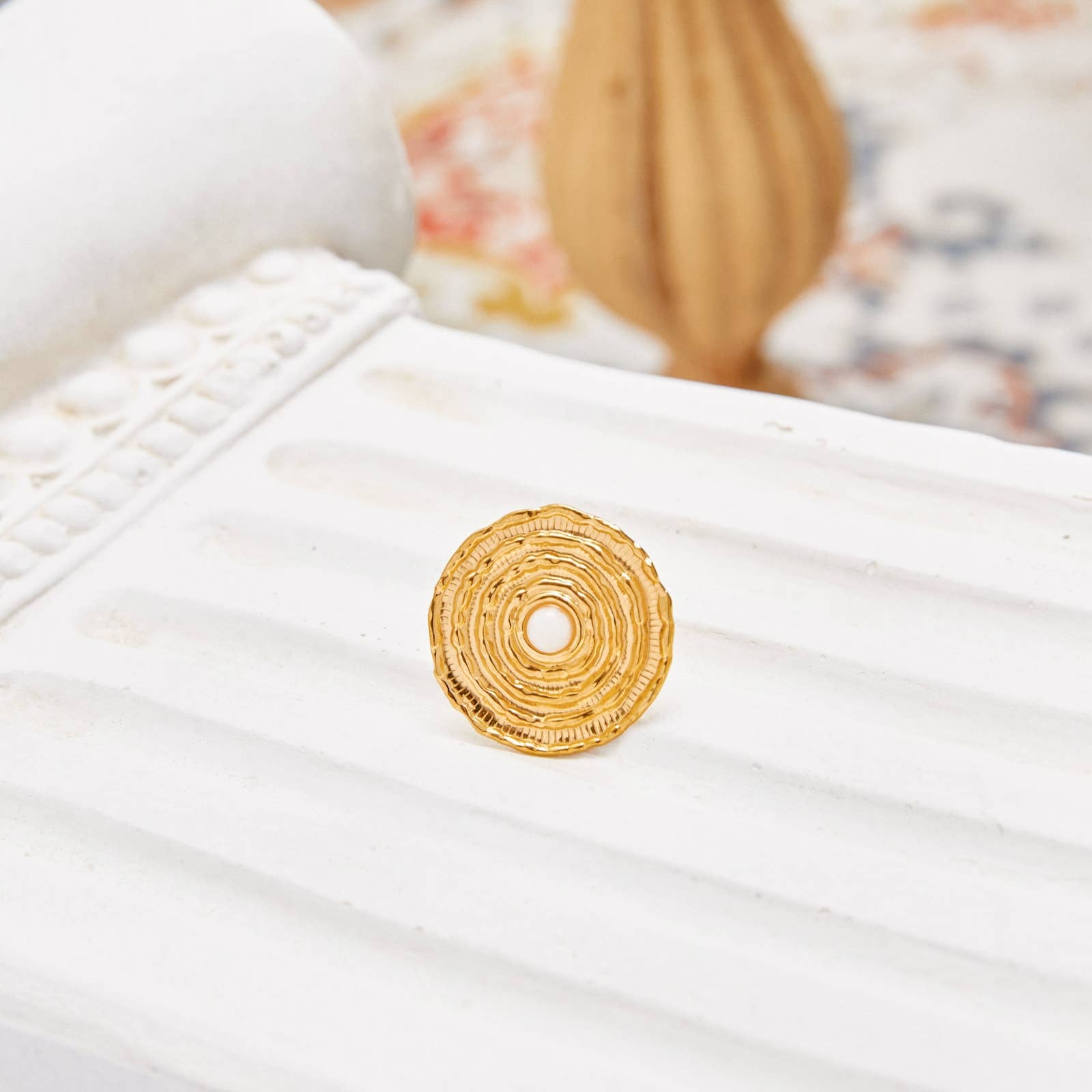 Lovelika - Wholesale Chain Ring - Round ring with stone - Alexandra7