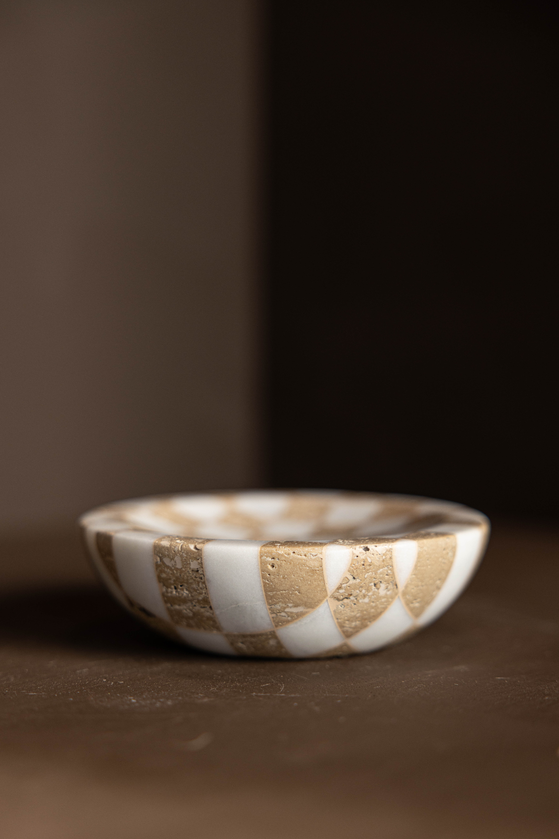 Luxe B Co - Wholesale Kitchen Soap Dish - Checkered Travertine & Marble Soap Dish3