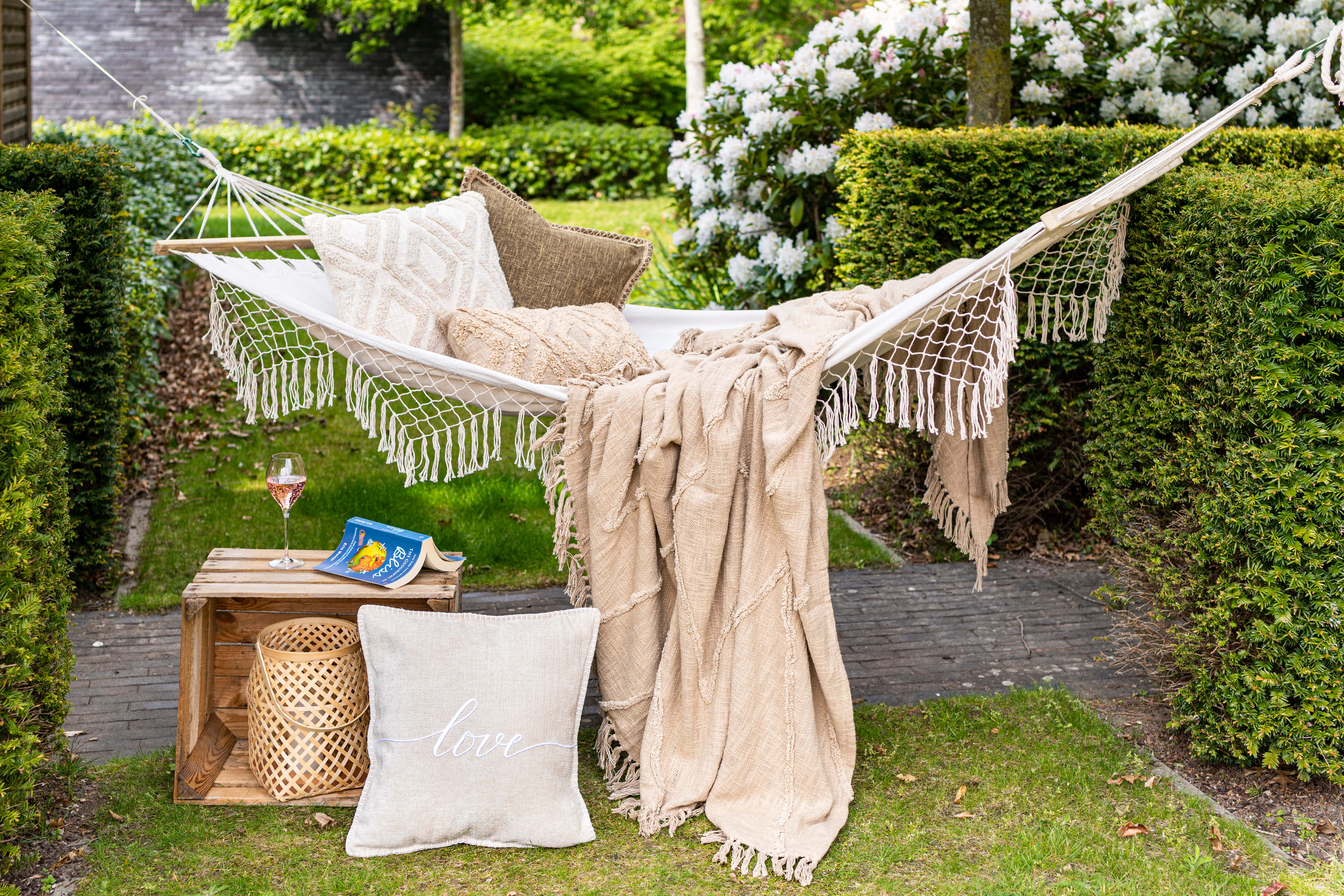 Tiseco - Wholesale Throw/Decorative Pillow - Cushion DAMIAN with message - 45x45cm7