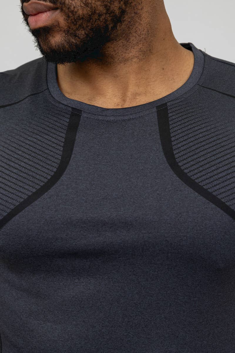 Zayne Paris – wholesale Träningskläder – Herr – TX932-1 sportset med löpartröja och shorts3