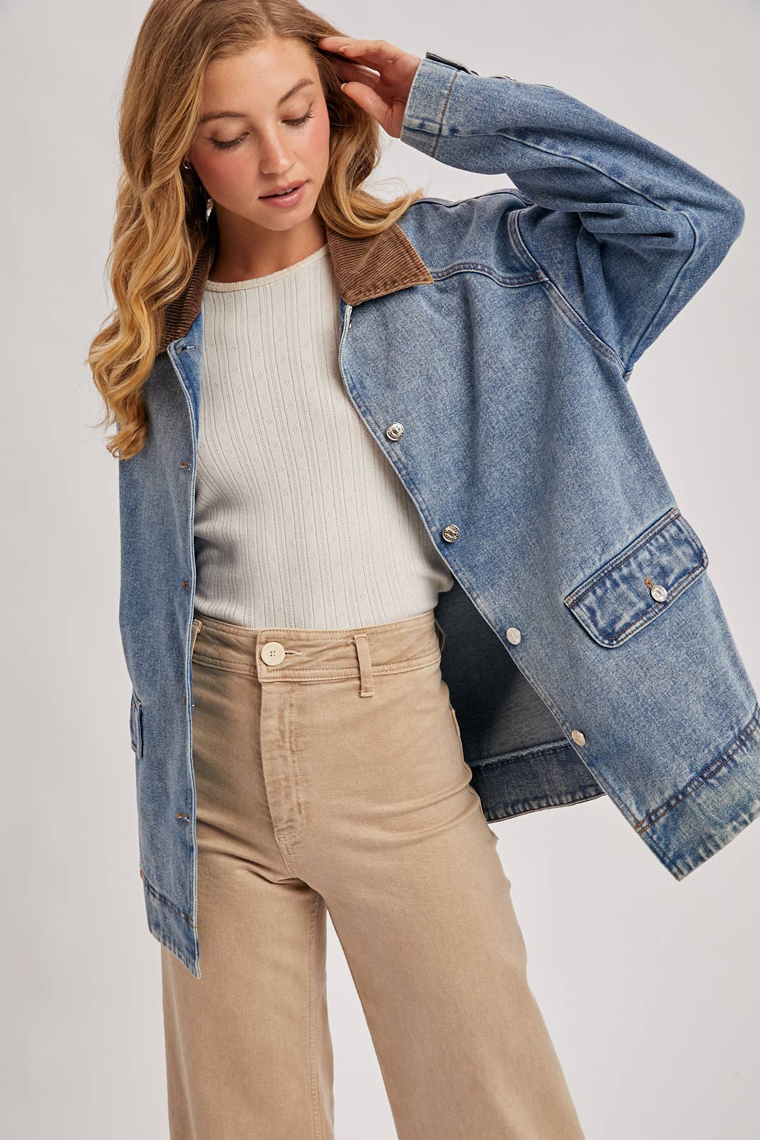 Bluivy - Wholesale Coat - Women's - DENIM CORDUROY COLLAR CONTRAST BARN COAT3