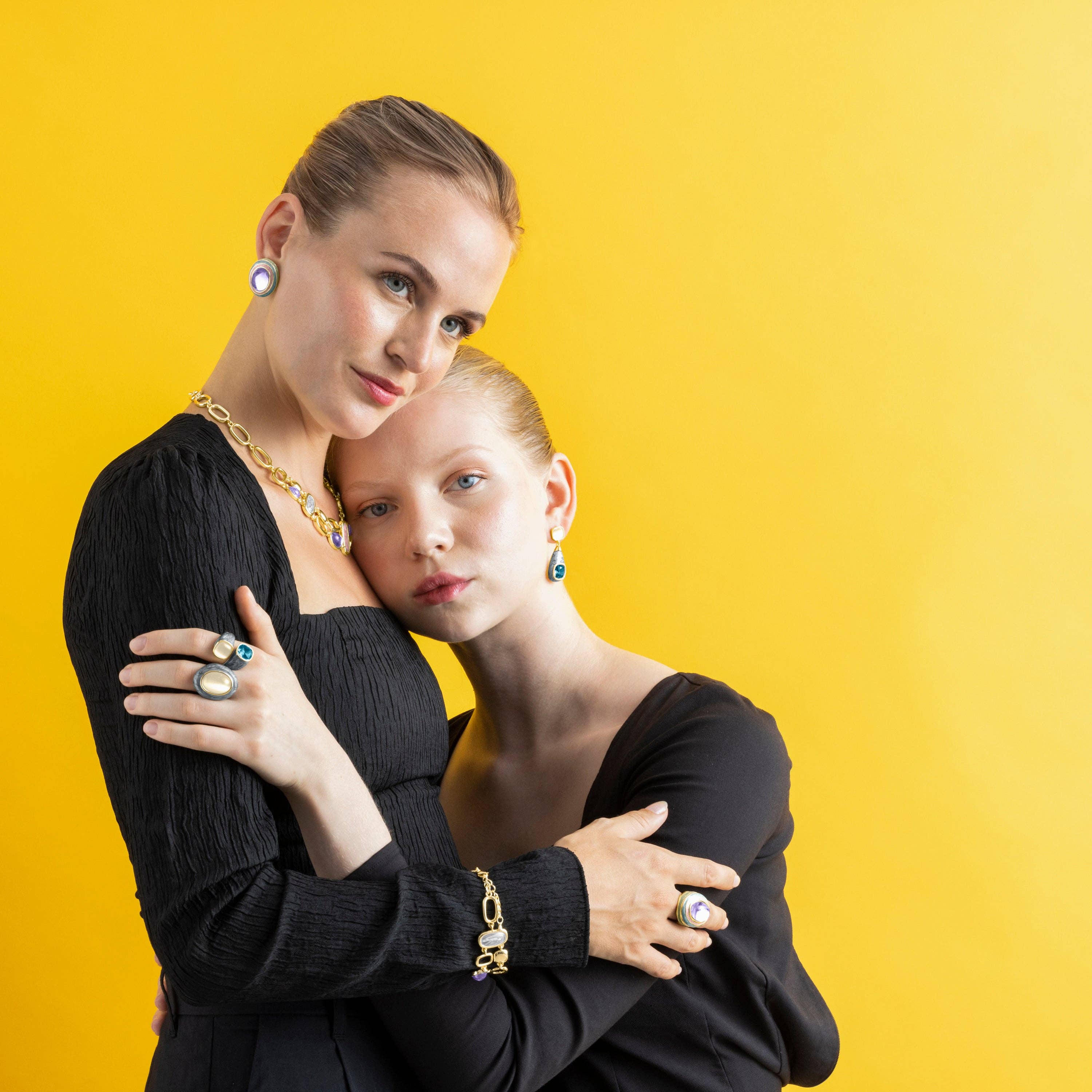 Luxenter – wholesale Hängande örhängen – Luxenter örhängen med kattöga, 18k guldplätering - Sethi2