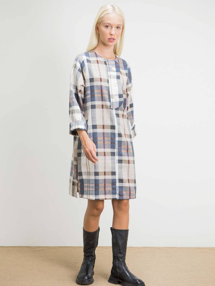 Plaid dress for wholesale by PAN Producto Básico