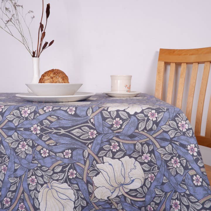 NorraVilla - Wholesale Tablecloth - Linen Tablecloth in William Morris Blue Pimpernel print