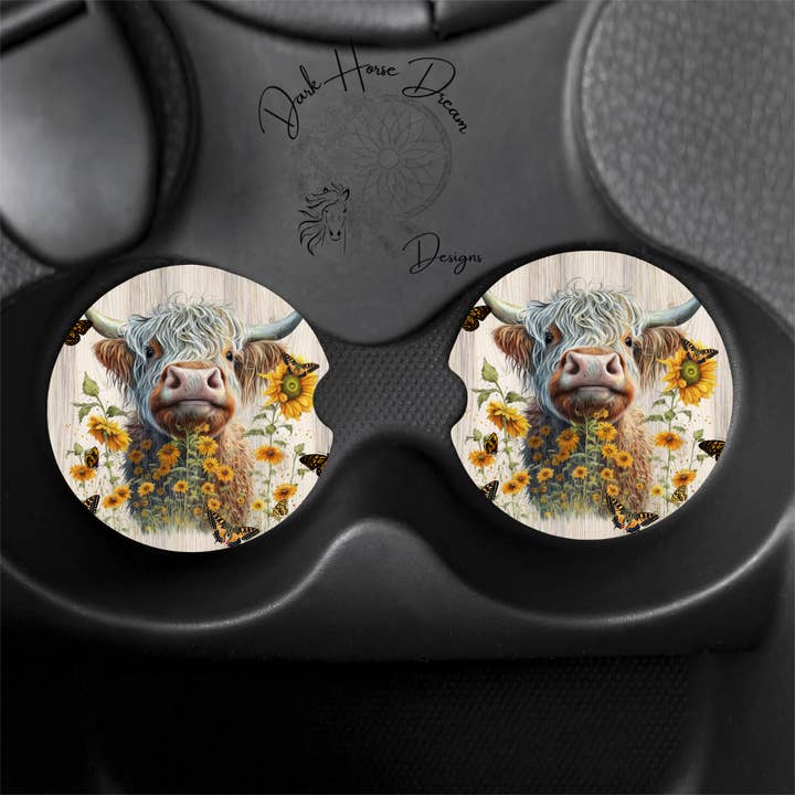 Vache Highland dans les Jardins des Papillons, Animal de Ferme - Dessous de Verre pour Voiture pour la vente par Dark Horse Dream Designs LLC