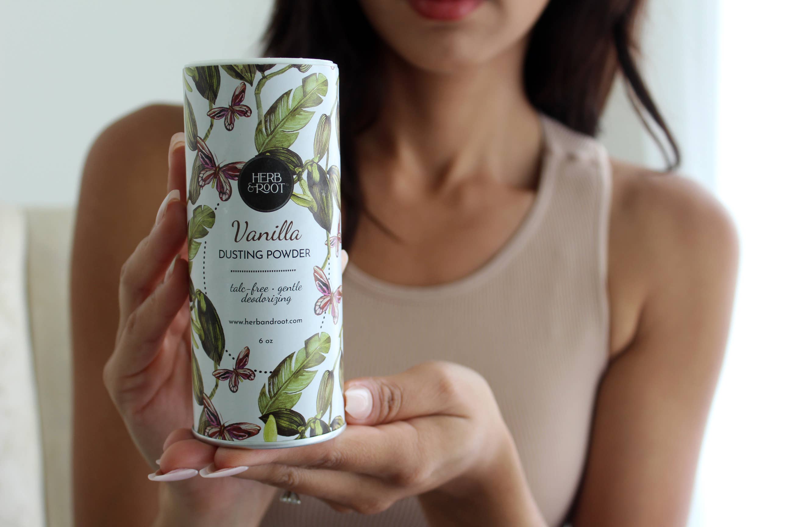 Herb & Root - Wholesale Body/Talcum Powder - Vanilla Dusting Powder- Oprah's Favorite Things3