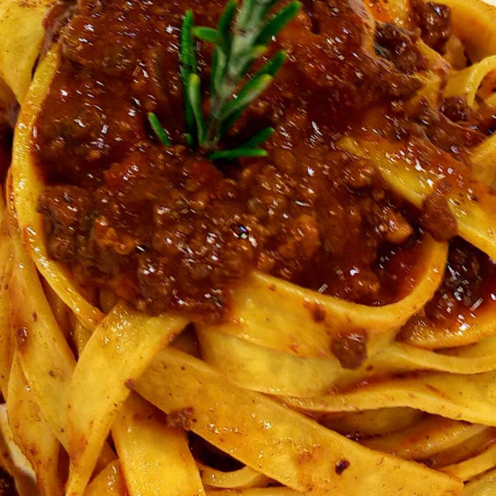 Toscana in Tavola - Wholesale Sauce - Hare Ragù 210g1