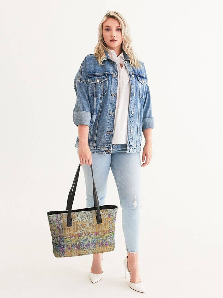 Stijlvolle draagtas van Wool Wall - GEMAAKT EN OP BESTELLING BEDRUKT voor wholesale door Elena Milani Ltd