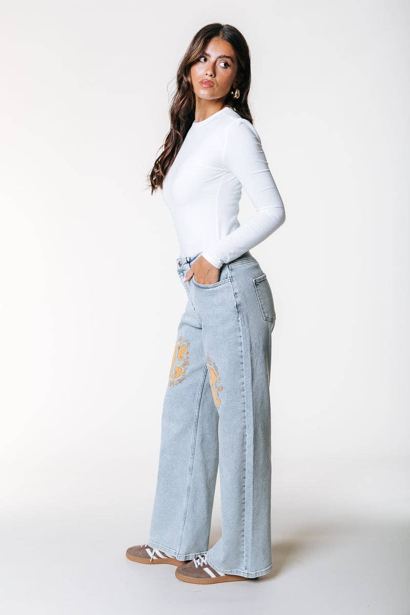 Denim azul claro Gaias Denim | Denim azul claro para venda a revendedores na Faire1