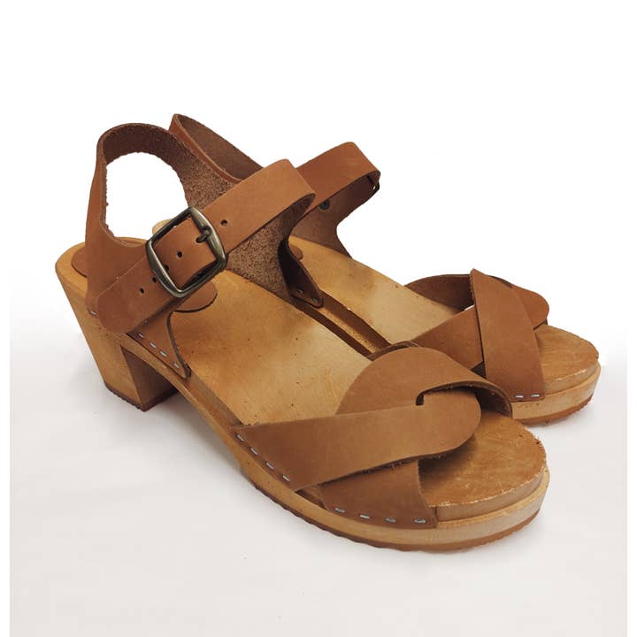 SWED2WALK – Engroshandel sandal - Dame – Træsko sandaler NOVA - brunt læder - høj træsål
