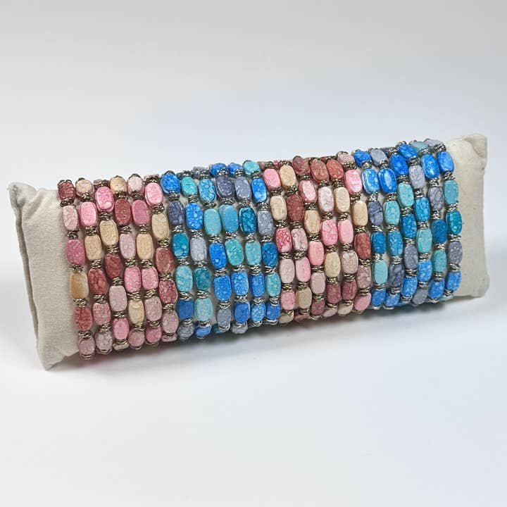 Bracelet Élastique Éclaboussure pour la vente par Pink House Imports