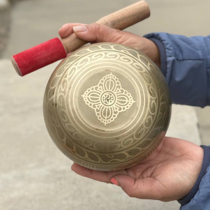 Lungta Imports - Wholesale Meditation Supplies - Tibetan Pro Deep Meditation Om Mani Singing Bowl Complete Set ~ Yoga, Mindfulness, Spiritual & Chakra Healing ~