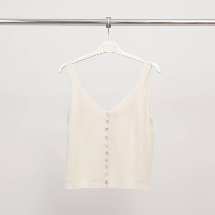 Cecile Wang - Wholesale Tank Top - Women's - Ribbed tank top with mother-of-pearl buttons – SVD6134
