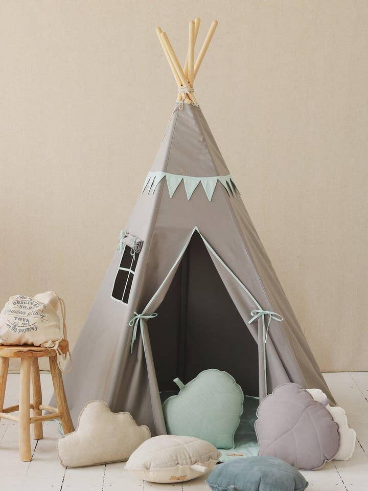 Tenda Teepee “Mint Love” com Garland por atacado de Moi Mili