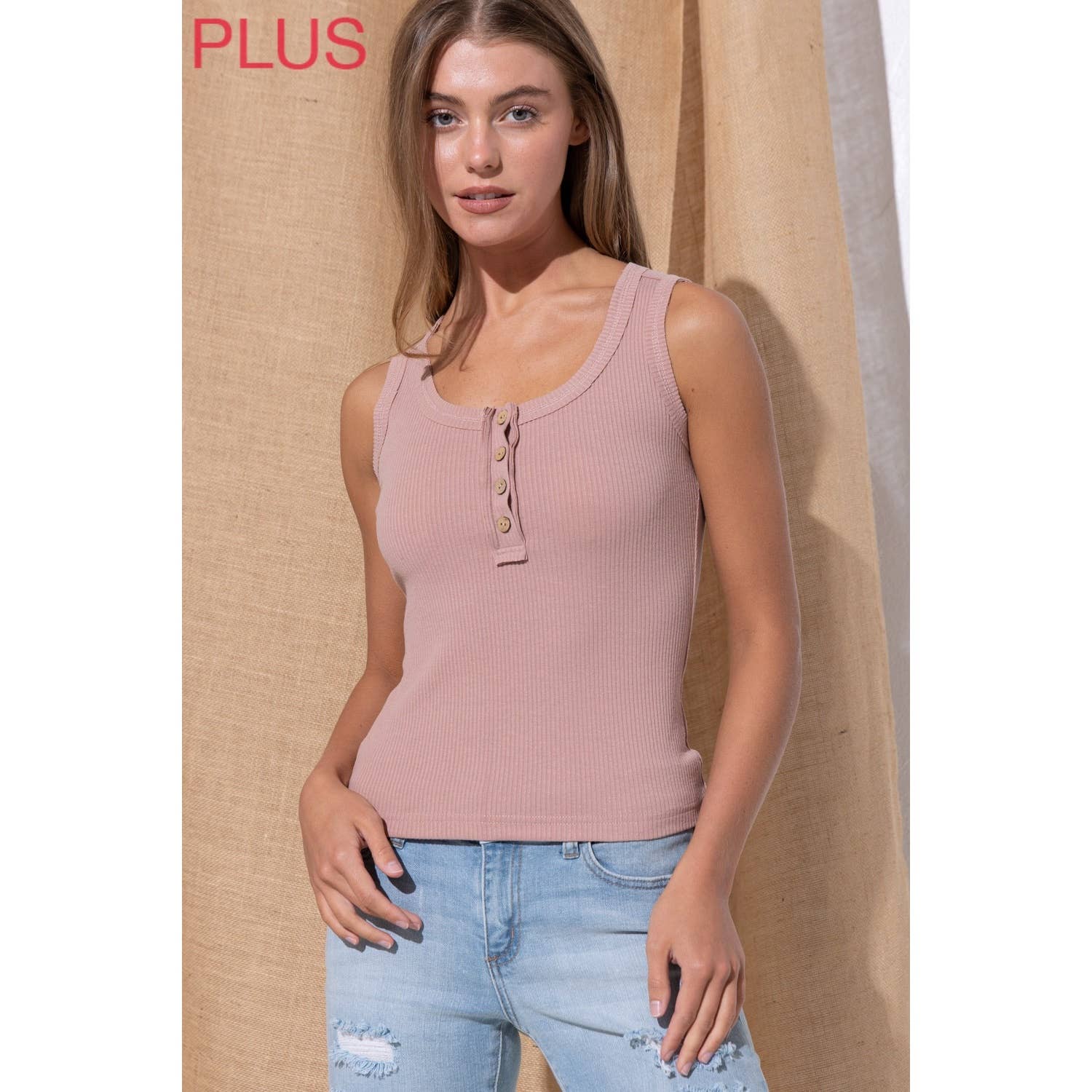 Sweet Generis - Wholesale Tanktop - Dames - PLUS GERIBBELDE HENLEY TANKTOP MET DRUKKNOP15