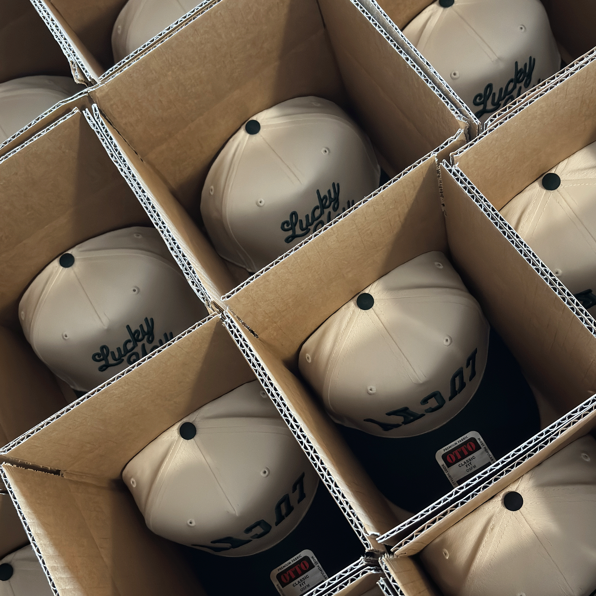 PAYRESPECTS - Vendita all'ingrosso Cappellino  da camionista - Unisex - Cappello Vintage Trucker Rosso Bianco e Boujee, Cappello del Quattro Luglio5