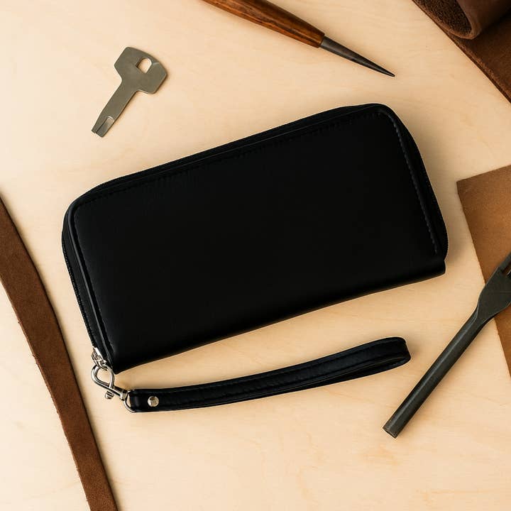 Hides - Wholesale Wallet - Women's - Leather Zip Around Wallet1