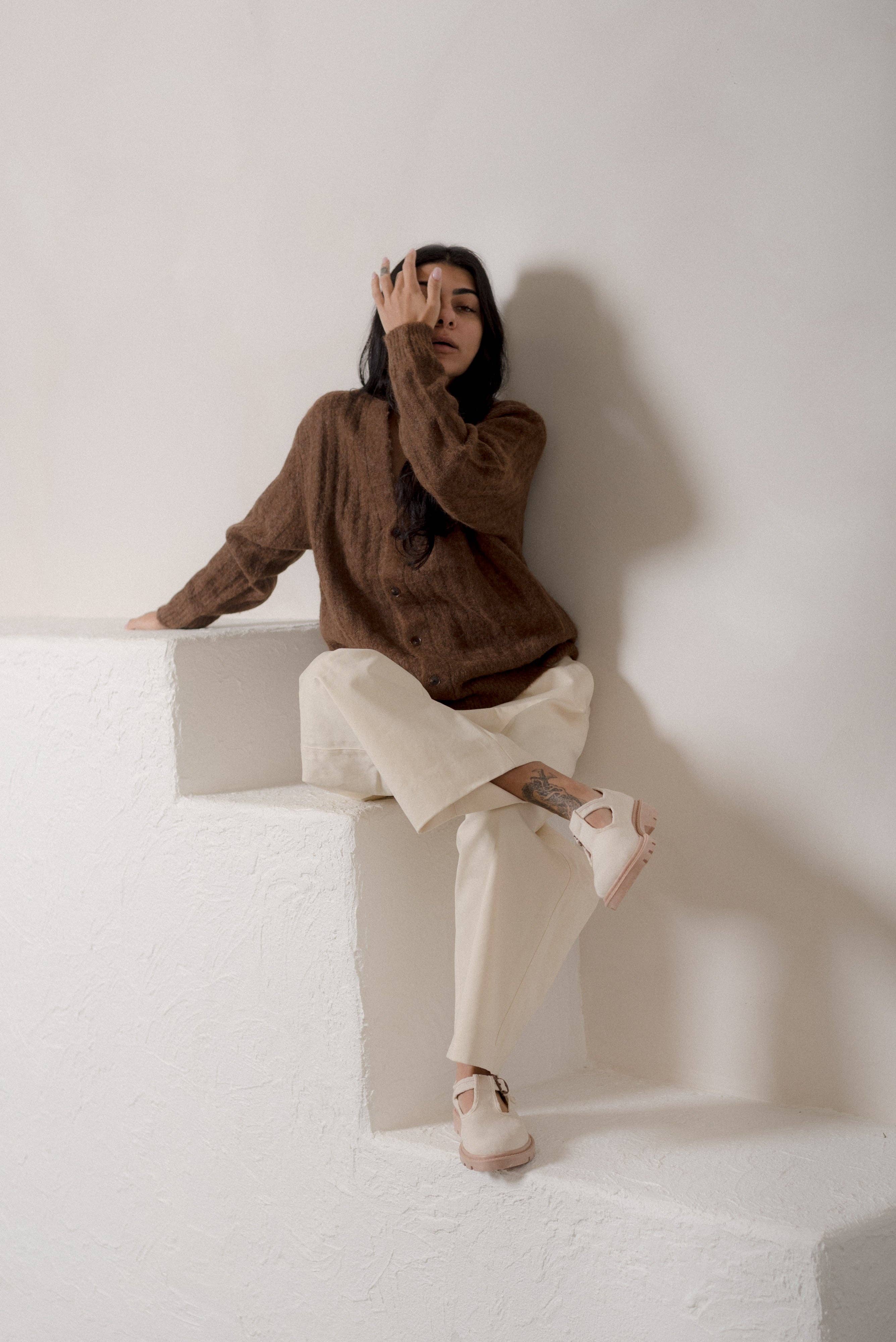 Small Lot - Wholesale Flats - Women's - Natural | Lug Sole Mary Jane6