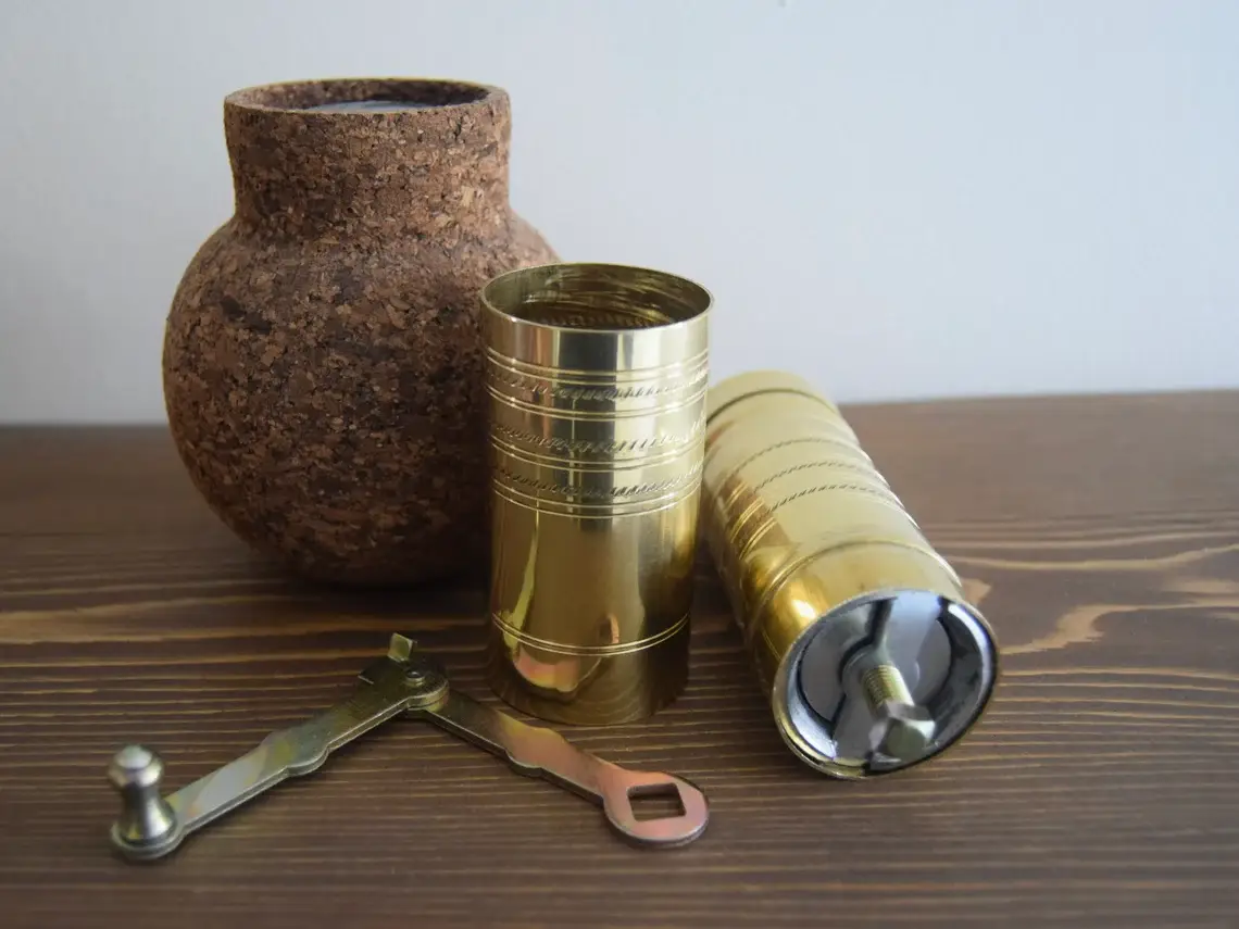 Cherchiee - Wholesale Pepper Mill - Hand Forged Brass Coffee Grinder Pepper Mill6