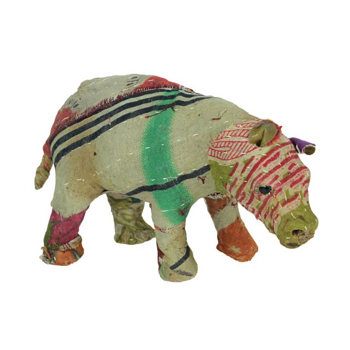 Handgefertigter Papiermaché-Bär aus Sari-Stoff im Vintage-Look und andere Ergebnisse für pappmache figuren im Großhandel. Kostenlose Rücksendungen und 60-Tage-Zahlungsziel auf Faire im Trend auf Faire.