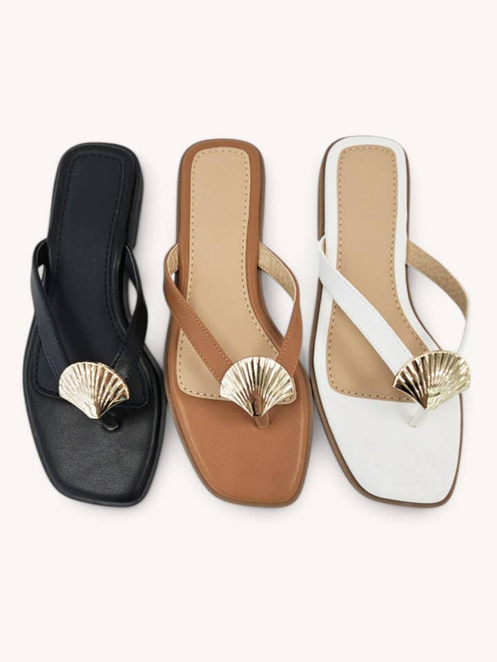 Sandales à bride en tongs décorées d’une coquille dorée DOHA-9 pour la vente par CCOCCI