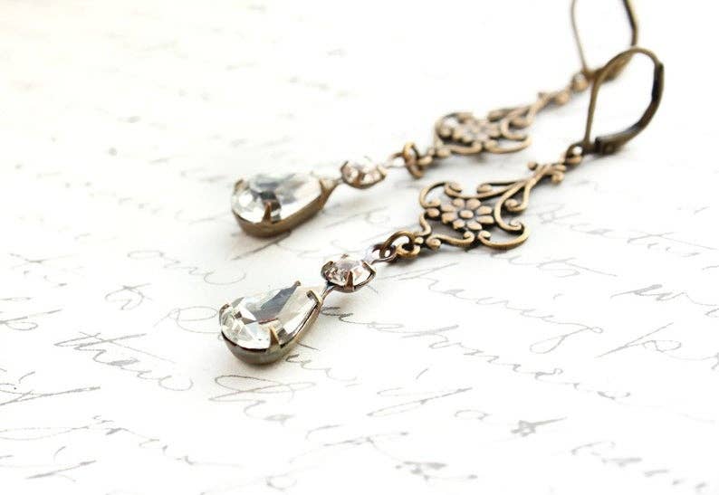 A Pocket of Posies - Vente Boucles d'oreilles pendantes - Boucles d'oreilles longues en verre filigrane - Verre Vintage2