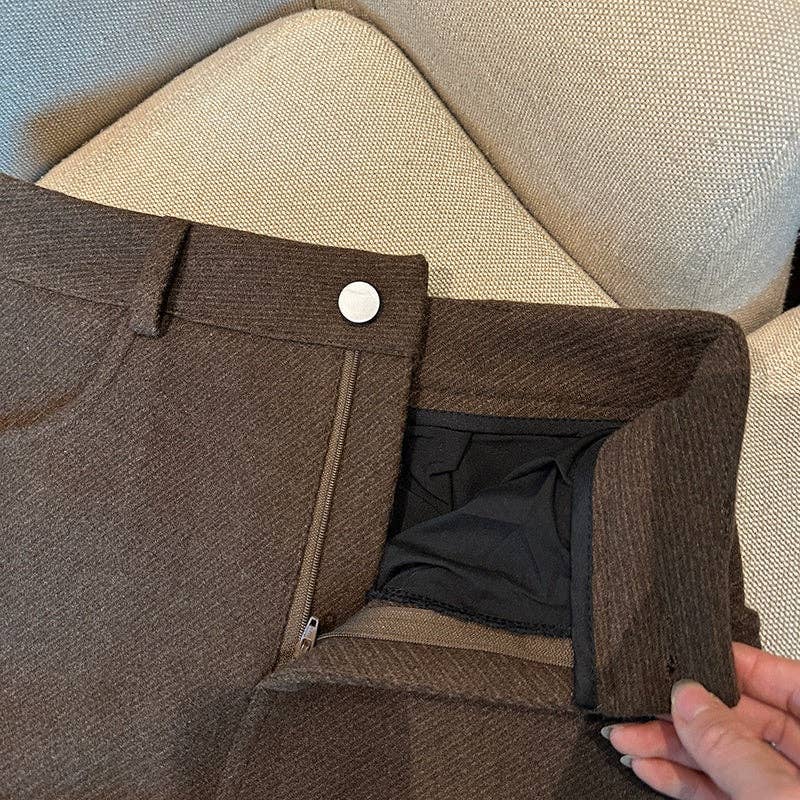 safistyle – wholesale Skirt – Women’s – Fur Trim Mini Skirt with High-Waist Fit5