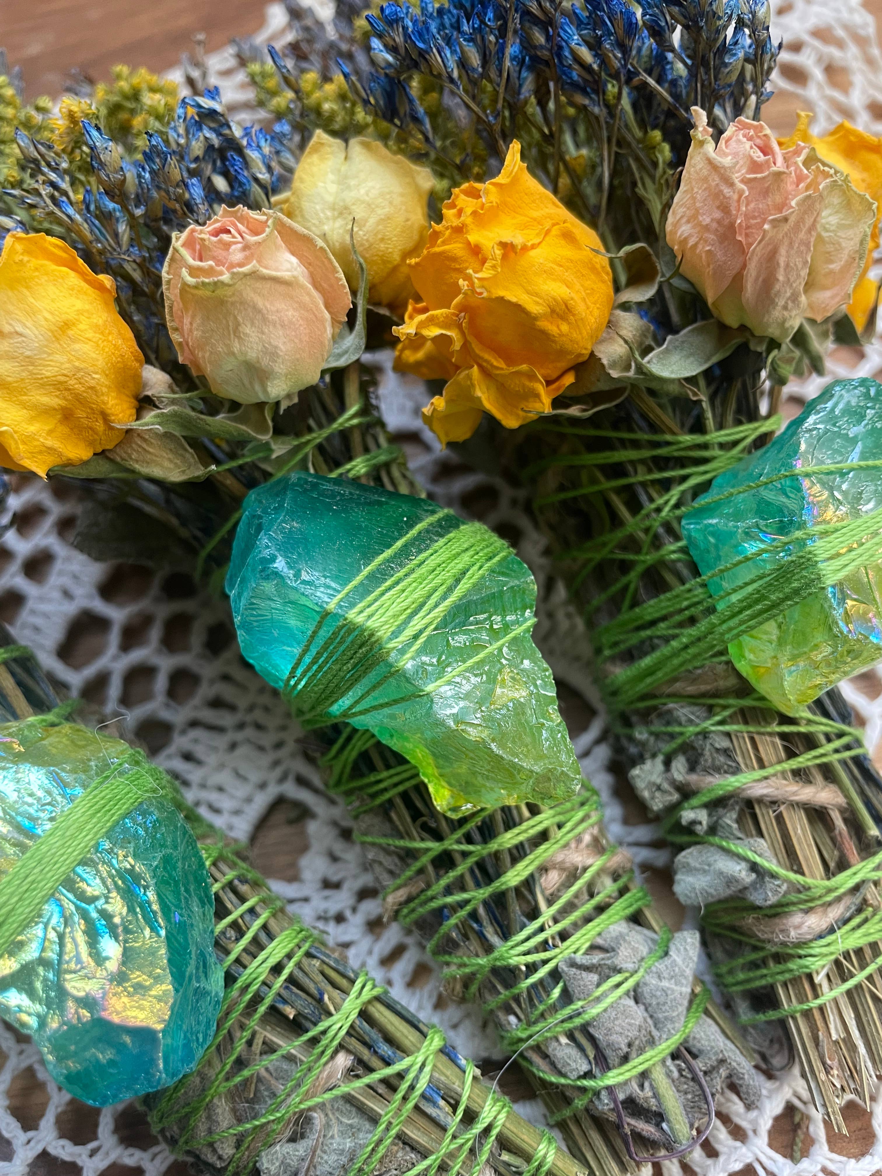 CharlieHaze - Wholesale Sage Bundle - Rainbow fluorite, Blue + Green, Sage & Lavender Smudge2