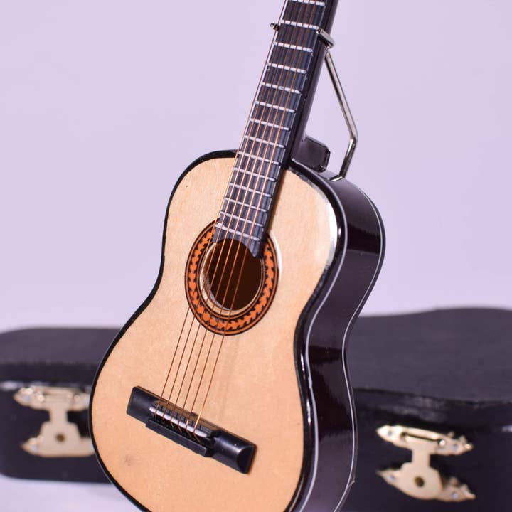 giftland – Großhandel Tischdeko – Miniatur-Gitarre aus Holz, 18 cm