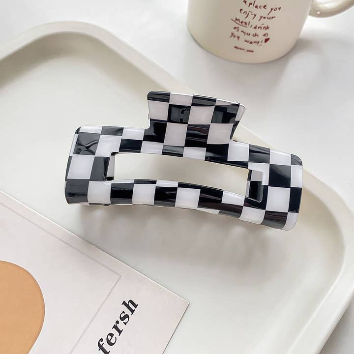 ACCITY - Wholesale Hair Clip - Women's - 4.13"IN SQUARE CHECKERED HAIR CLAW CLIPS_CWAHA0395