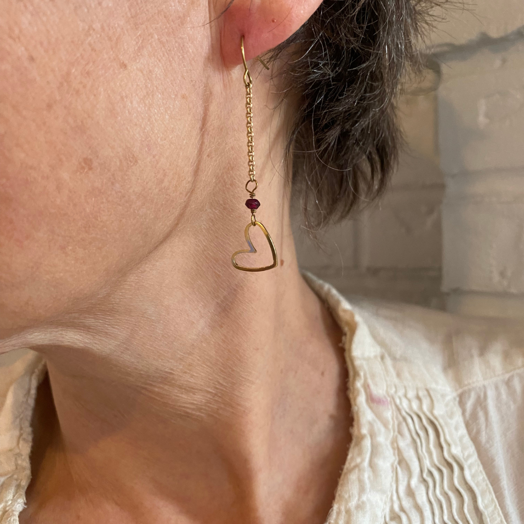 Seeds - Vendita all'ingrosso Orecchini pendenti - Orecchini a cuore in oro opaco | ciondolo in ottone con pietre semipreziose8