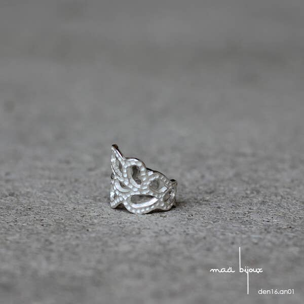 anello in pizzo in argento sterling per la vendita all'ingrosso da parte di Maä bijoux