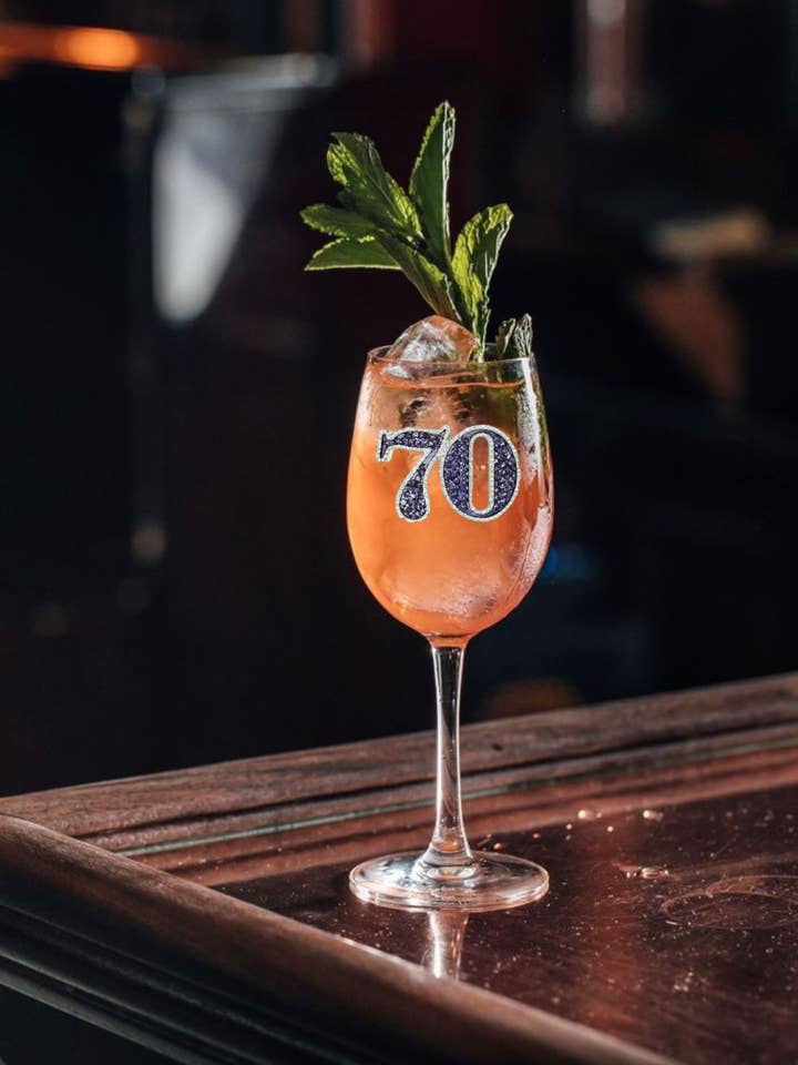 Calice da vino con stelo per il 70º compleanno per la vendita all'ingrosso da parte di The Queens' Jewels®