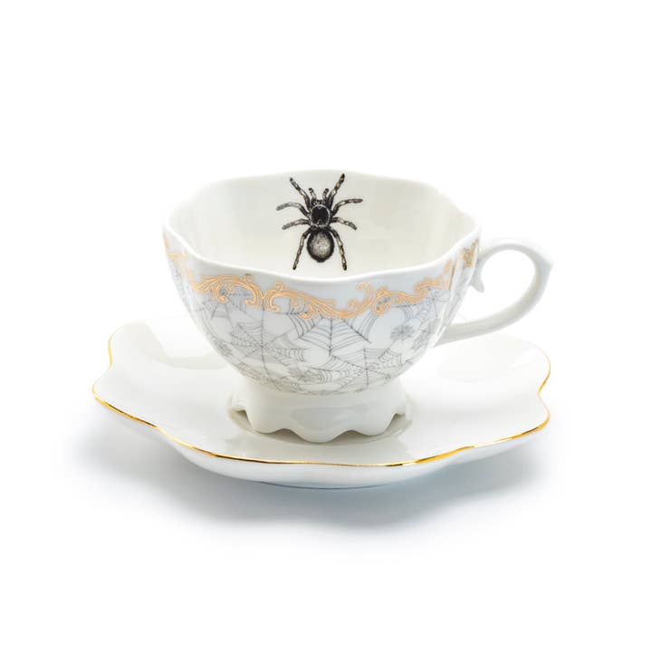Grace Teaware - Wholesale Tea Set - Spider Web White Gold Scallop 7.5oz Tea Cup and Saucer1