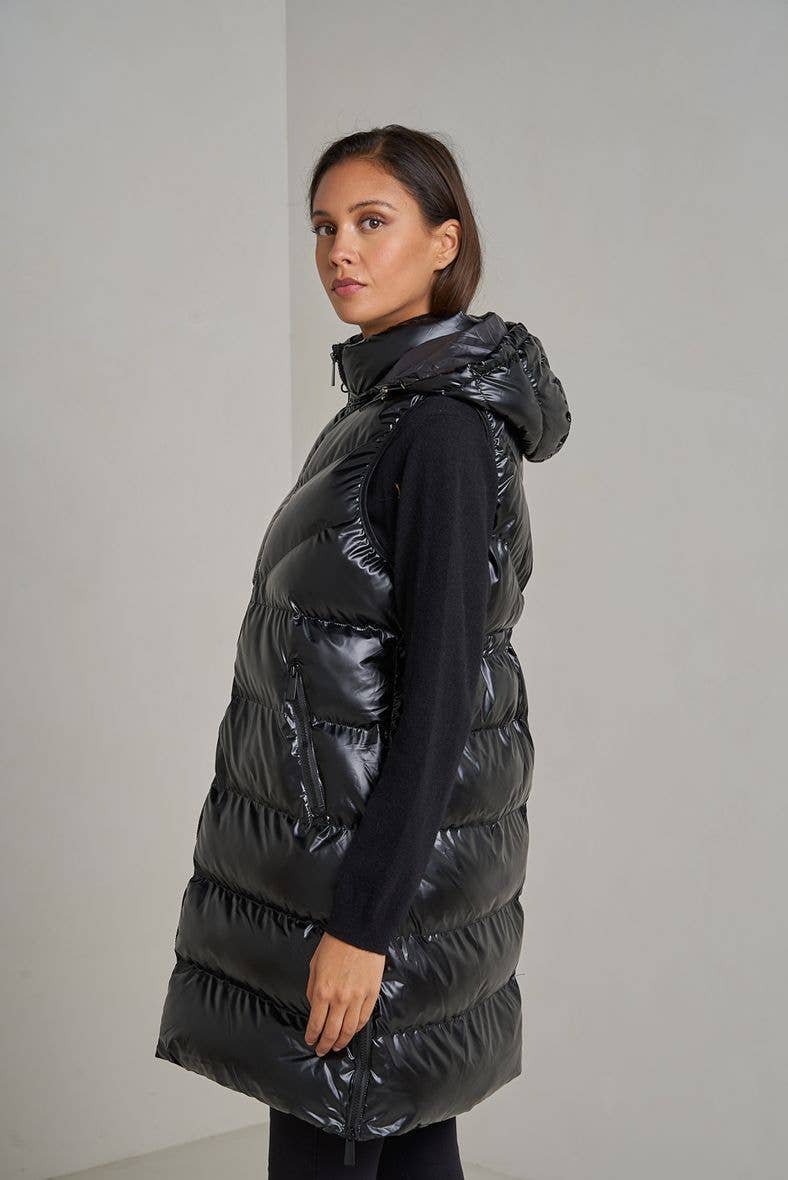 Attrait Paris - Wholesale Puffer Jacket - Women's - Metallic quilted long sleeveless oversized puffer jacket5