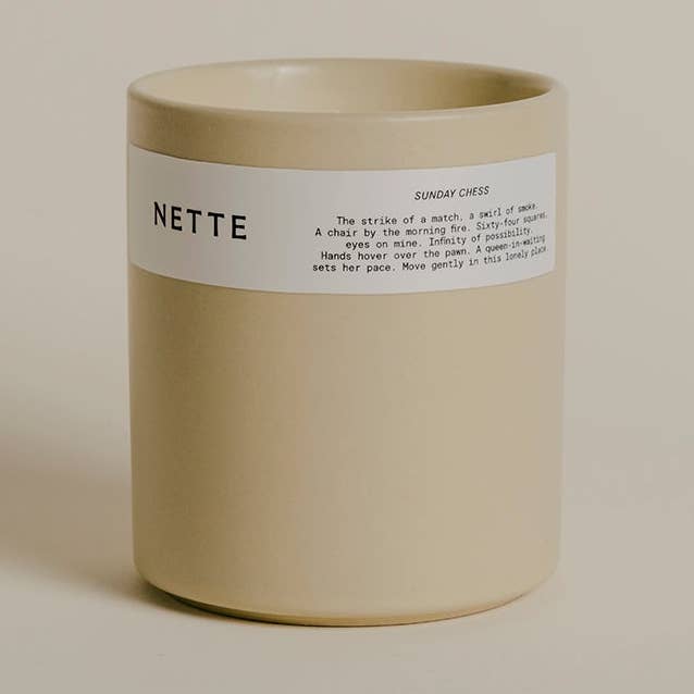 Sunday Chess Scented Candle for wholesale by Nette