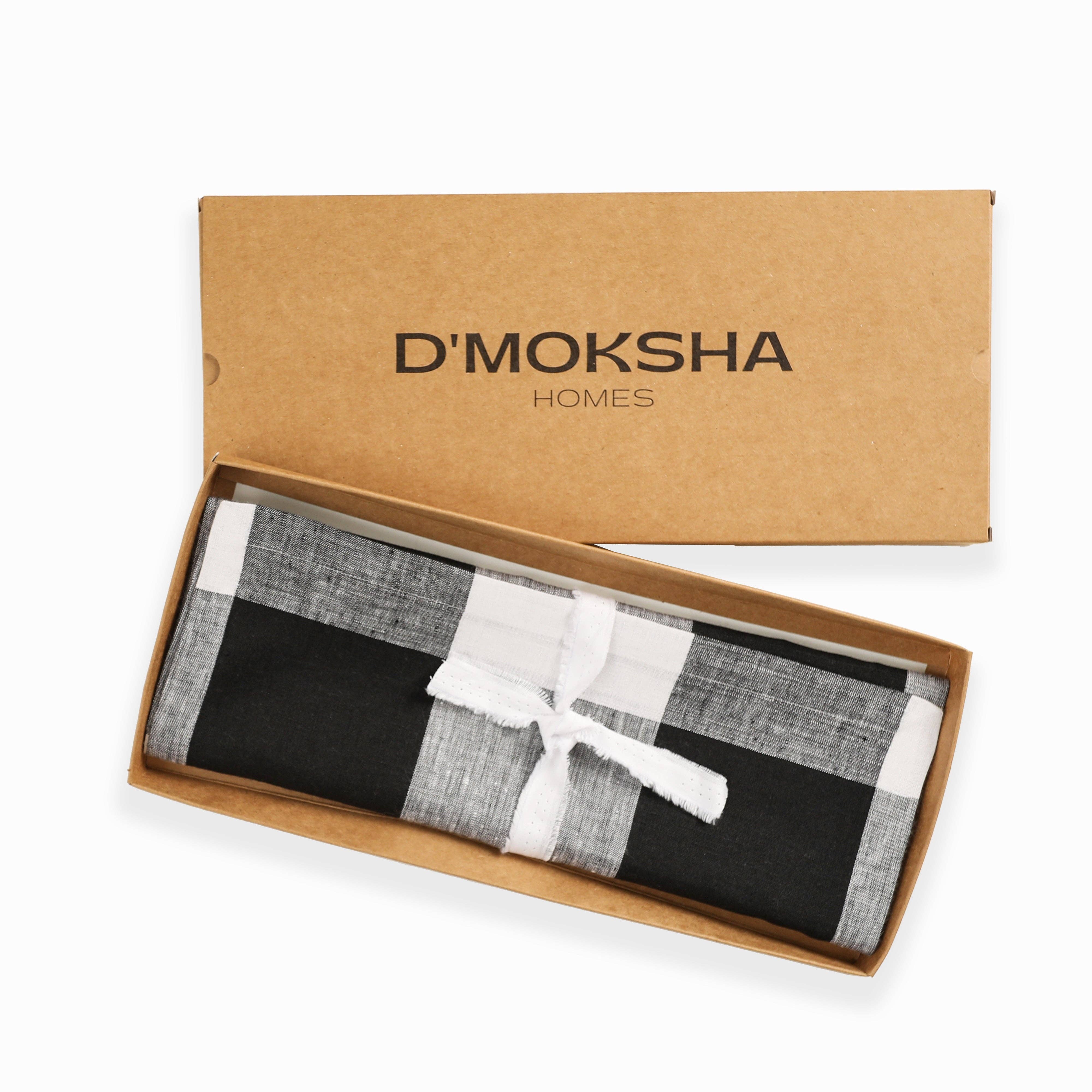 D'Moksha - Wholesale Placemat - Black and White Buffalo Check Linen Placemats2