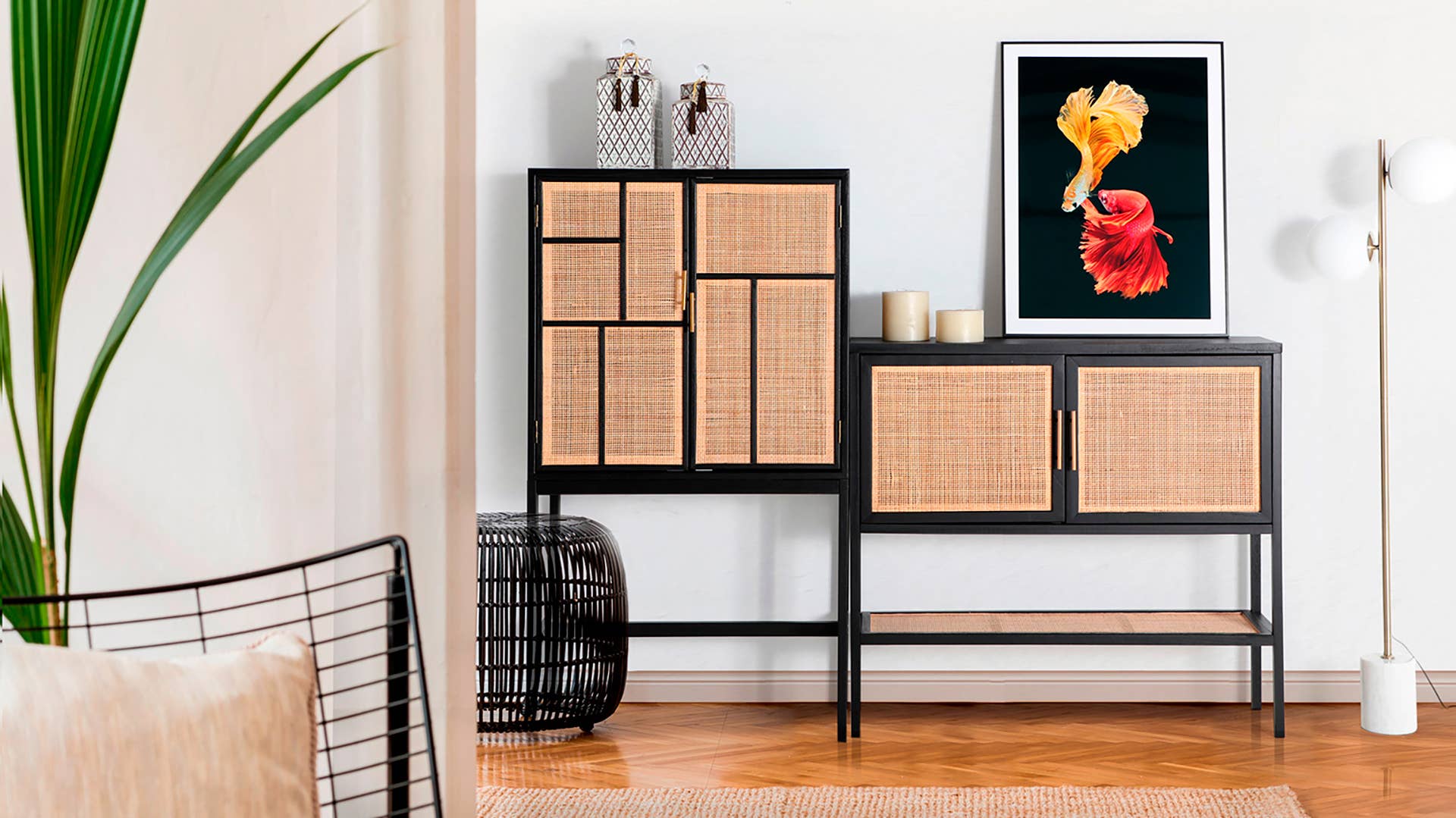 Kodu – wholesale Skåp – Beilen skåp i furu med svart och naturlig färg5