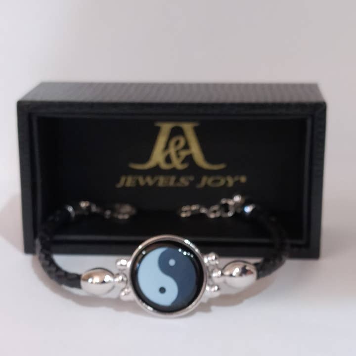Yin and Yang Agate Cameo Bracelet for wholesale by Jewels' Joy
