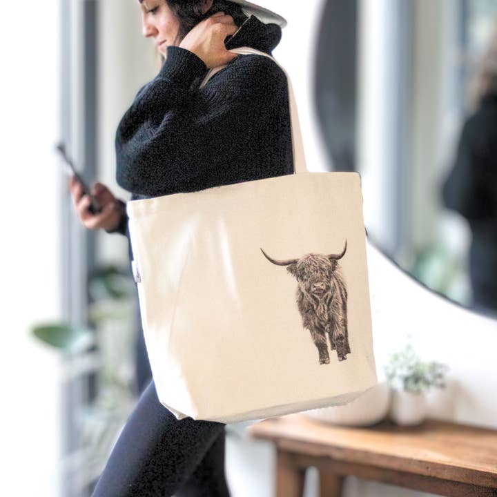 Pen On Paper Co - Wholesale Tote Bag - Unisex - Highland Cow Tote Bag - With Pocket1