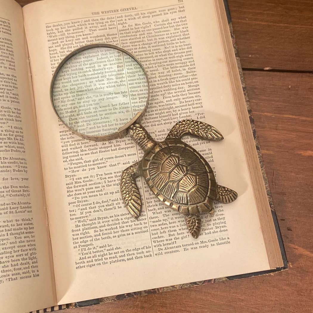 Madison Bay Co. - Historical Home Decor Reproductions - Wholesale Magnifying Glass - Antiqued Brass Turtle Magnifying Glass, 7”1