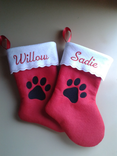 Holiday Traditions – Meias de época festiva por atacado – 12 cão bordado de meia de natal para animais de estimação1
