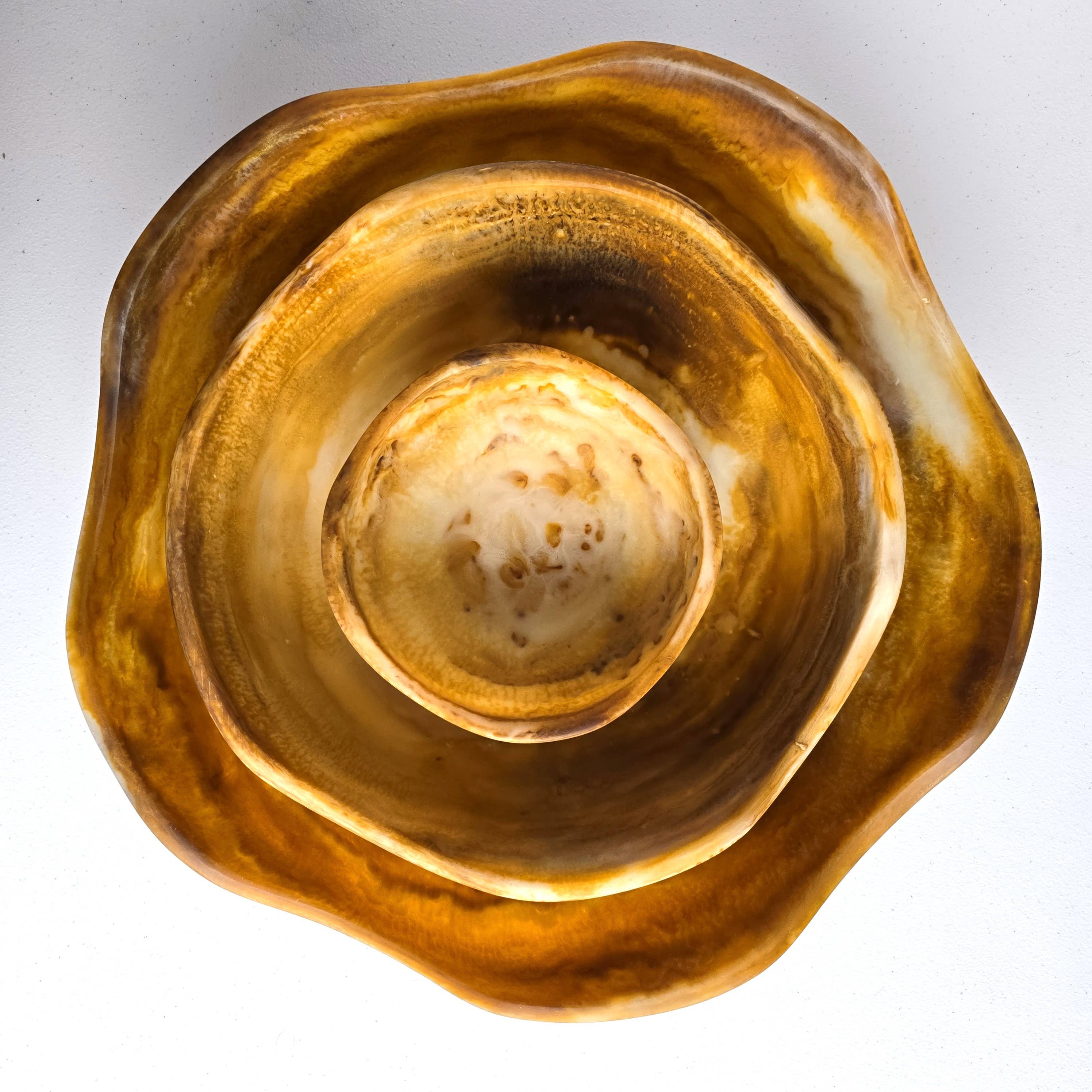 Gibb & Daan - Wholesale Serve Bowl - Large wavy 3 bowls Set - Matte Finish Hand Poured Resin15