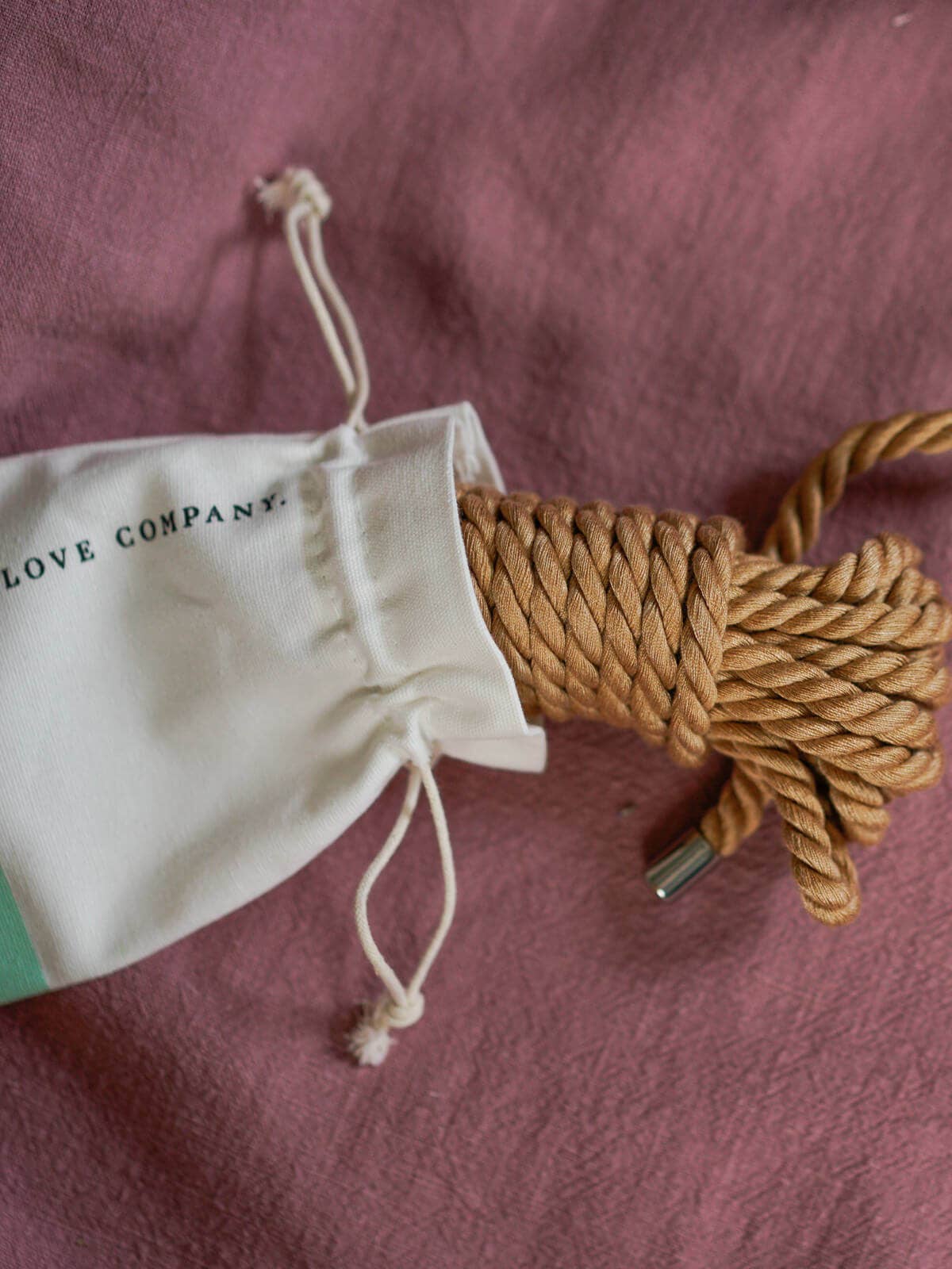 The Natural Love Company - Wholesale Seksspeeltje - Kanuka | Bondagetouw | Veelzijdig speeltouw van 5 meter3