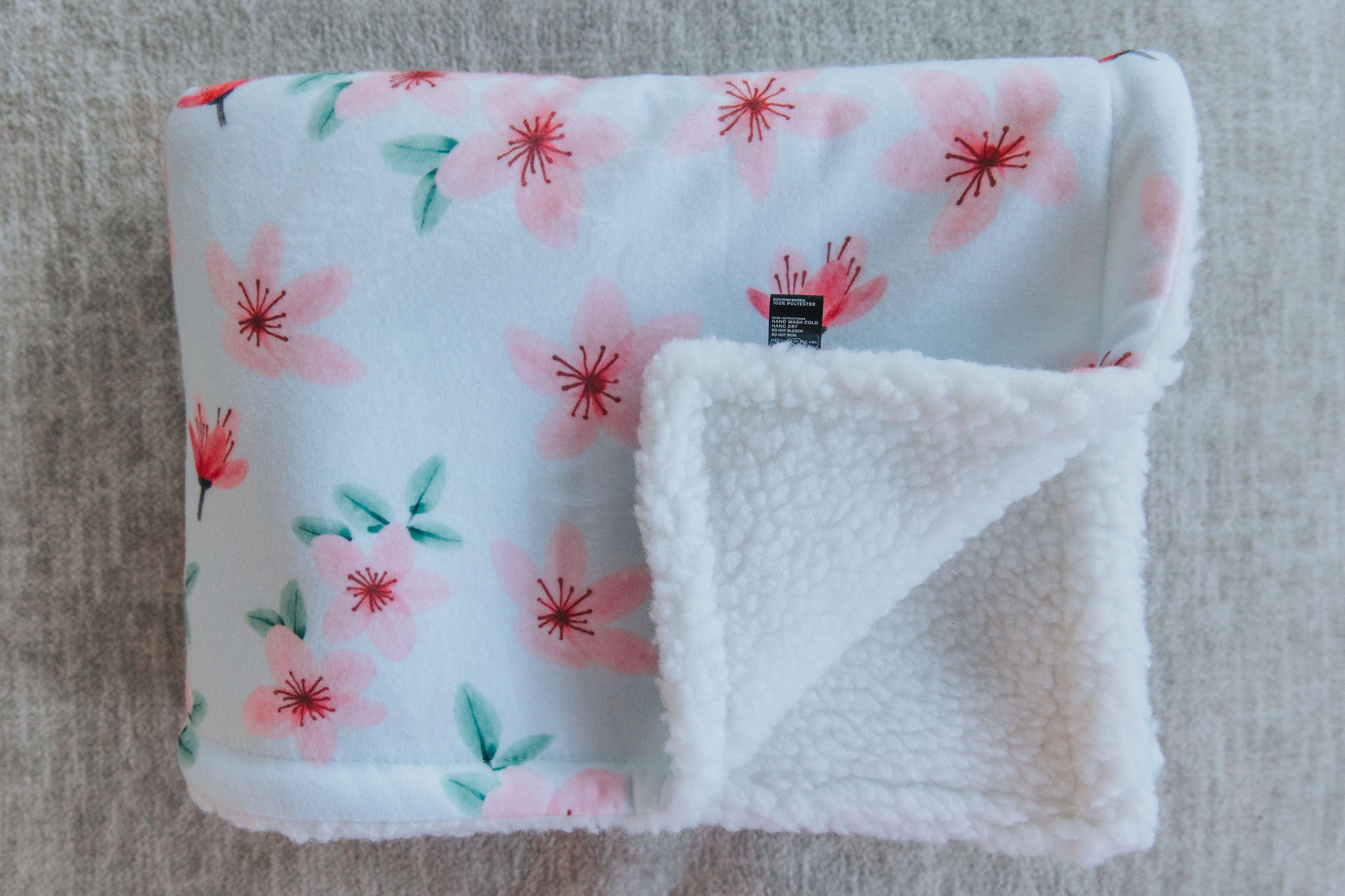 SASSY WOOF - Wholesale Throw Blanket - Pet Blanket - Sakura (Spring) 4