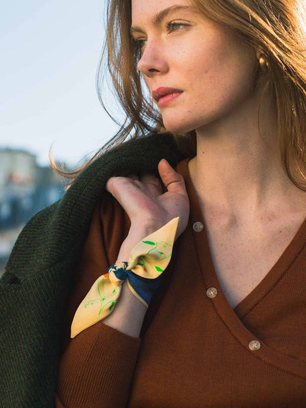 Sweet Pea Silk Bracelet for wholesale by Petitjean Paris