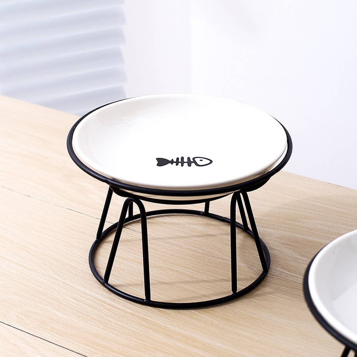 PAWPAWwholesale - Wholesale Pet Bowl - Cat/Dog - Fishbone Paw Ceramic Pet Bowl with Stand_CWMM59402