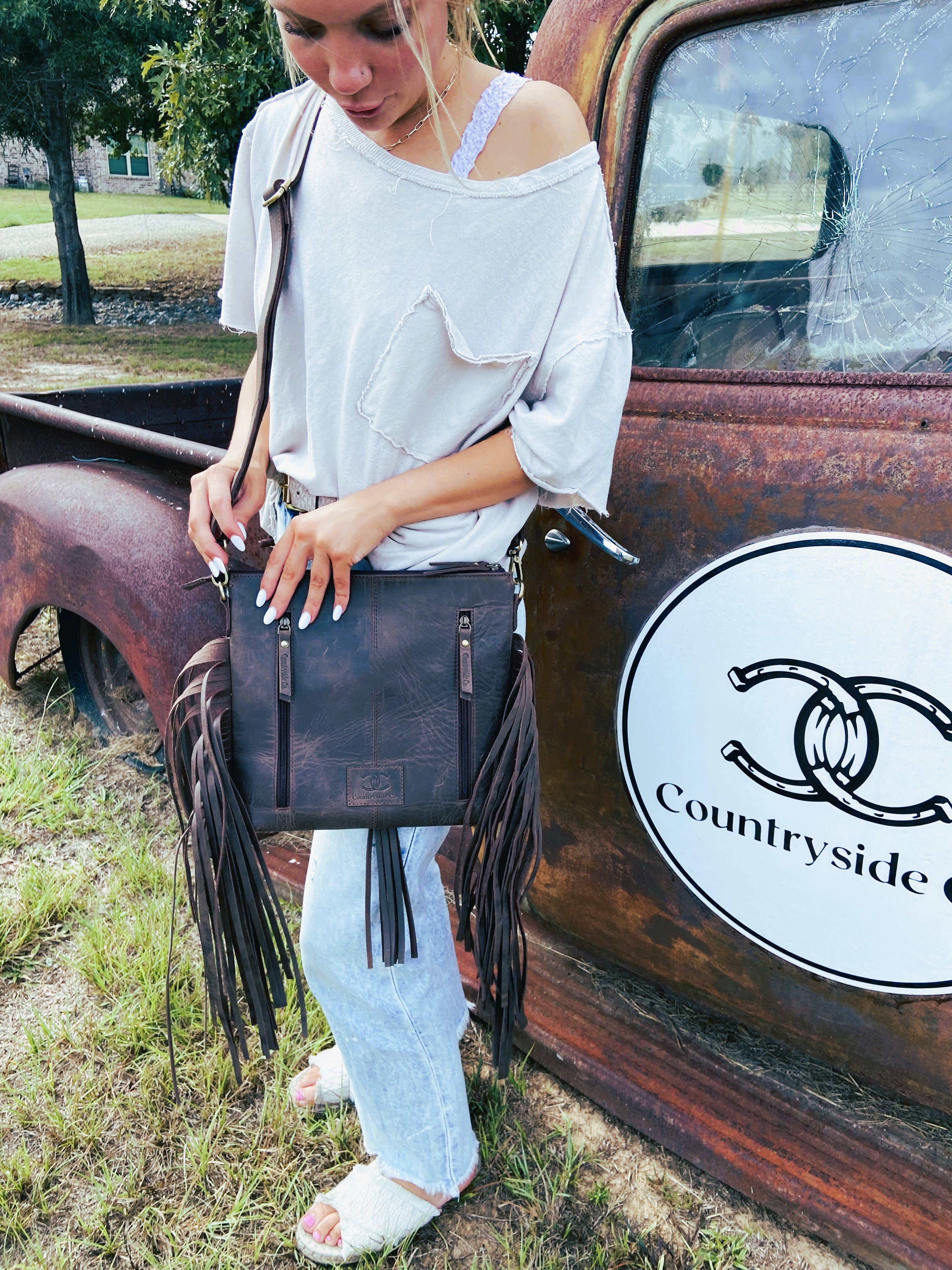 Texas Western Cowhide Bags and More - Vente Sac à bandoulière – femme - Sac à main à franges en cuir de vachette peint à la main5